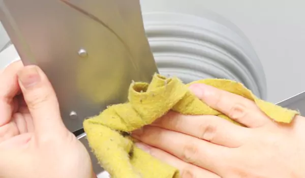 cleaning tips for ceiling fan