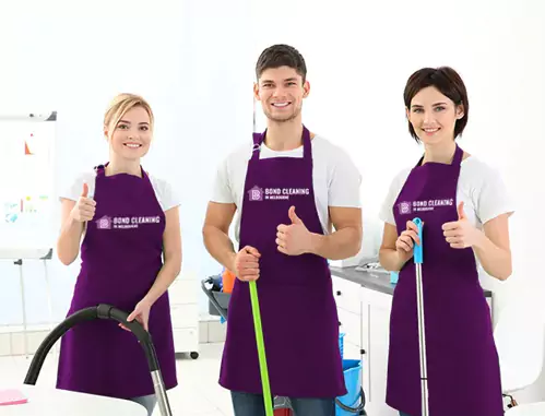 bond cleaning in suburb