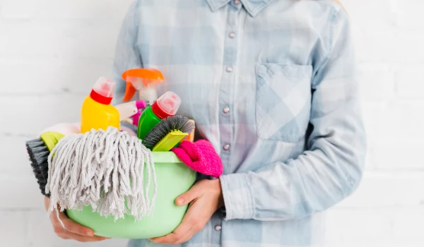 Keep Your Cleaning Supplies In Easy Reach